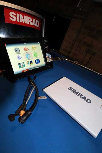 4-working-simrad-unit.jpg