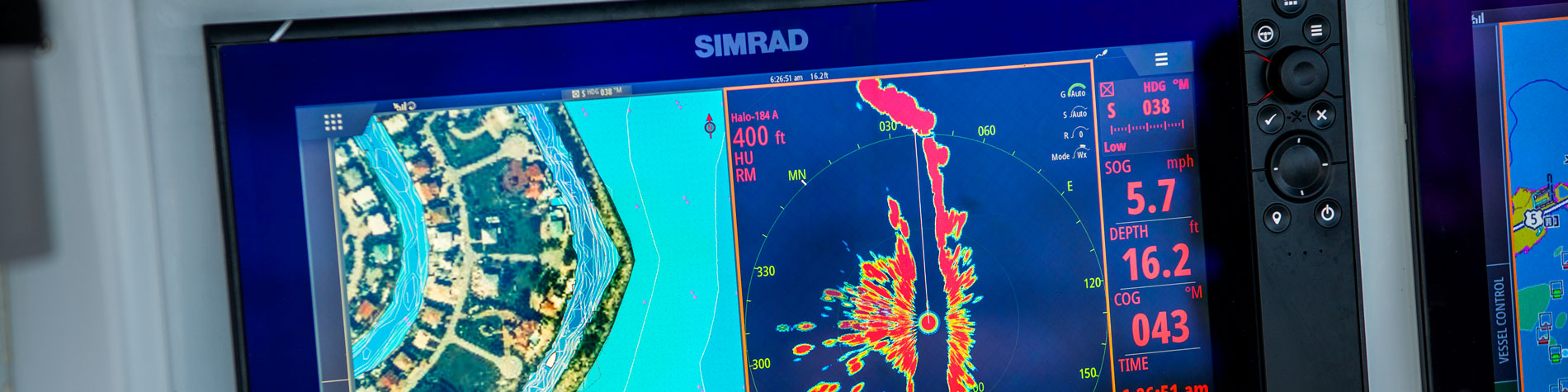 Simrad-NSS-Evo3-Close-Up-4-17.jpg