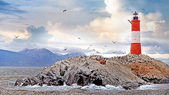 wos-lighthouses-around-the-world.jpg
