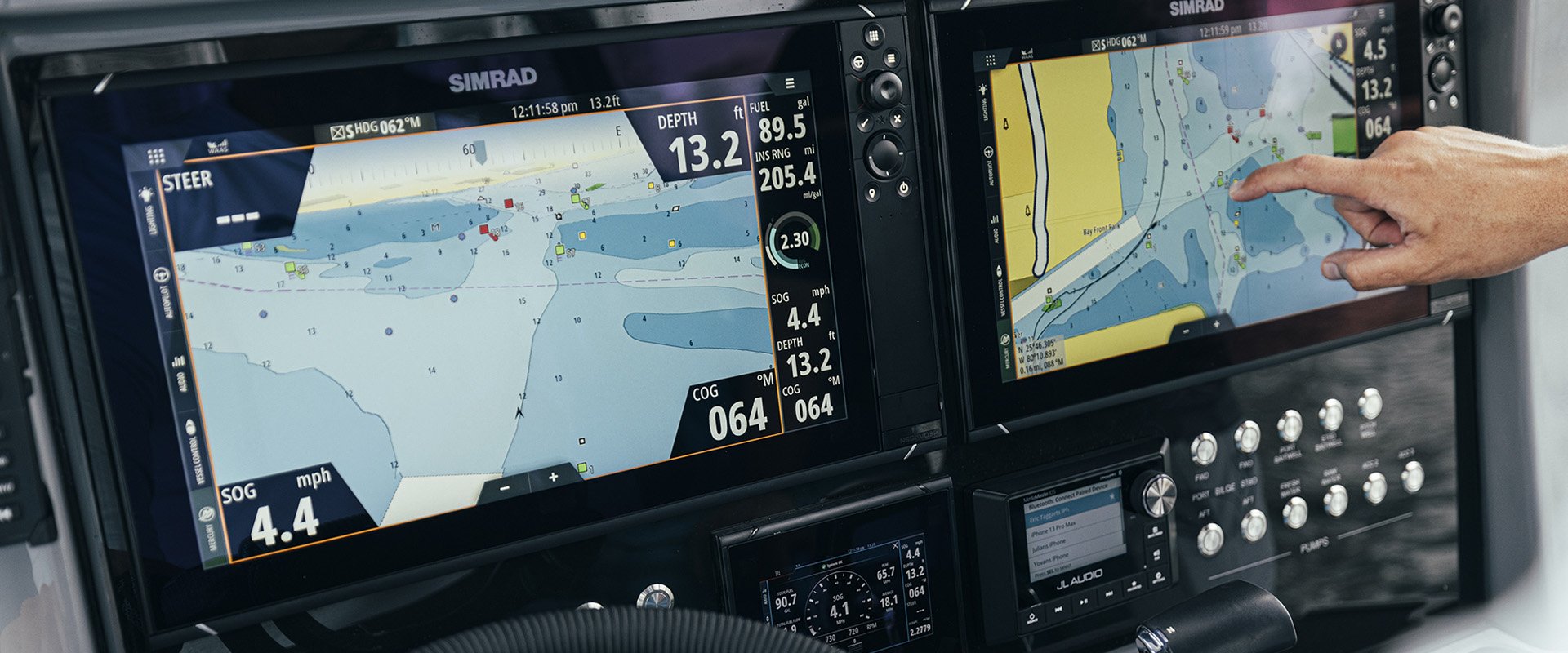 simrad-chartplotter-header.jpg